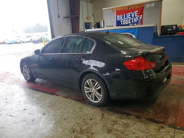 2012 INFINITI G37