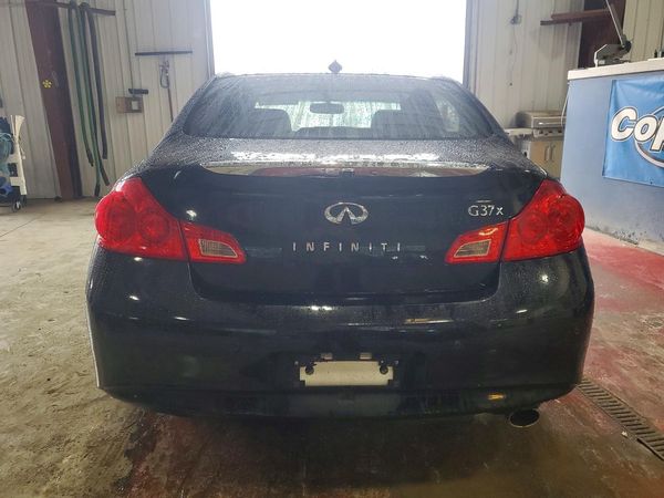 2012 INFINITI G37