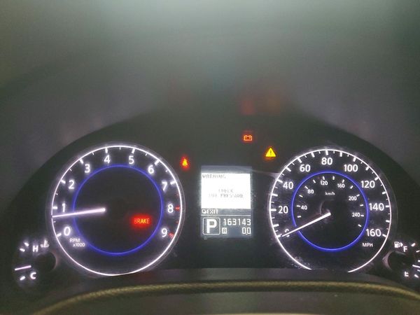 2012 INFINITI G37