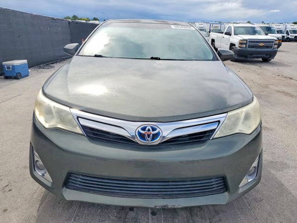 2014 TOYOTA CAMRY SOLA Hybrid