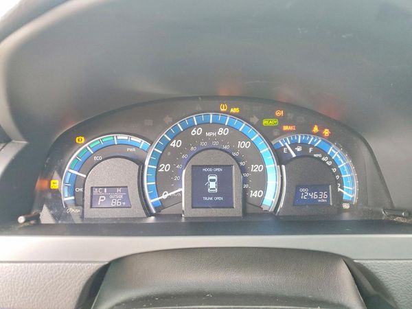 2014 TOYOTA CAMRY SOLA Hybrid