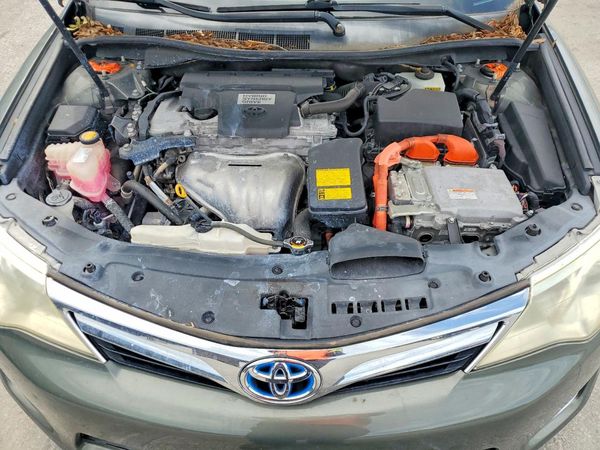 2014 TOYOTA CAMRY SOLA Hybrid