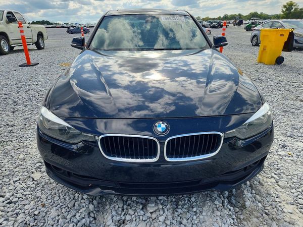 2016 BMW 320