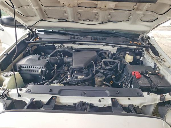 2016 TOYOTA TACOMA — Engine bay