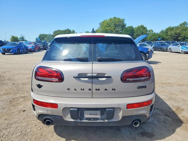 2022 MINI COOPER