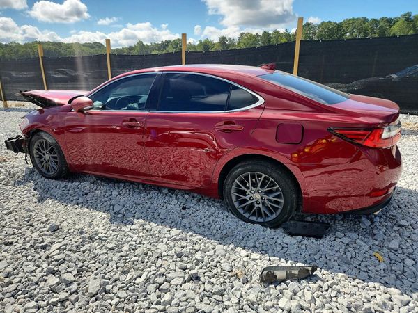 2018 LEXUS ES