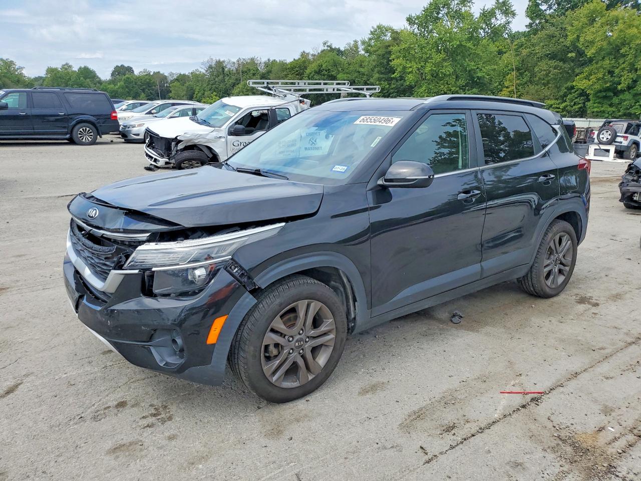 2021 KIA SELTOS S