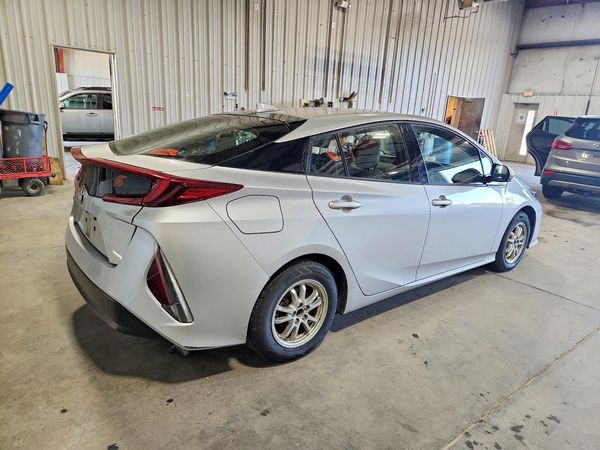 2018 TOYOTA PRIUS Plus/Premium/Advanced — PSRA