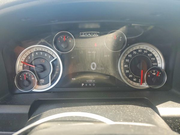 2015 RAM 1500 SLT