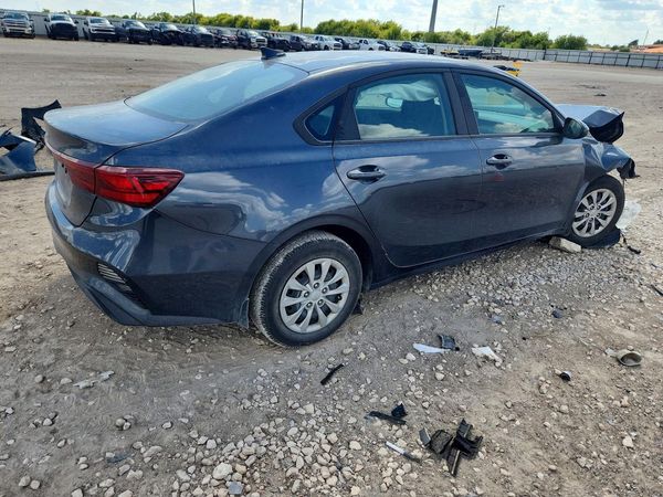 2022 KIA FORTE