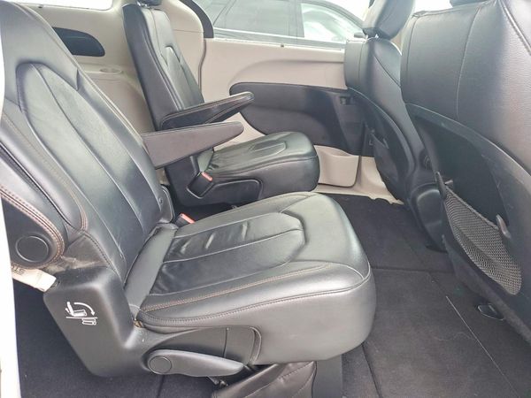2017 CHRYSLER PACIFICA — PSRS