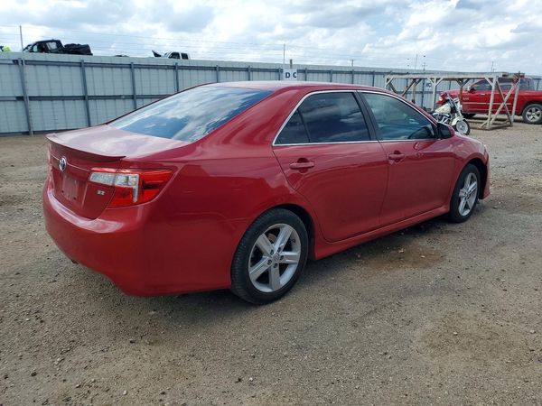 2013 TOYOTA CAMRY