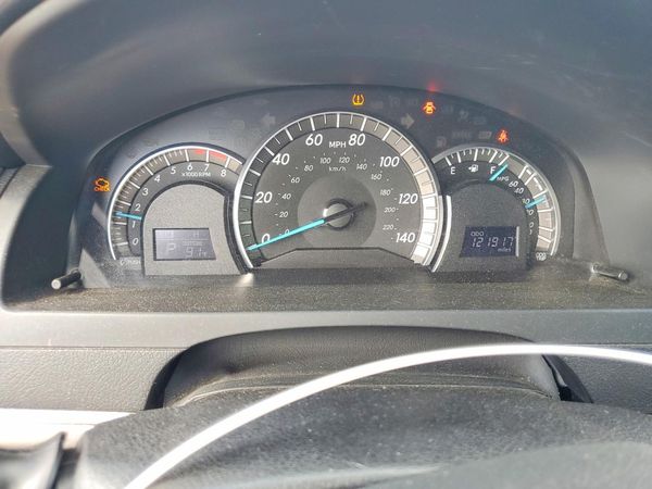 2013 TOYOTA CAMRY