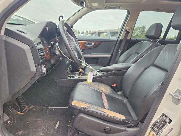 2012 MERCEDES-BENZ GLK GLK350 — DENT