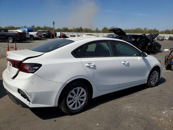 2024 KIA FORTE