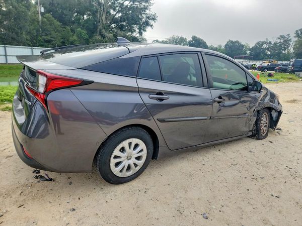 2021 TOYOTA PRIUS