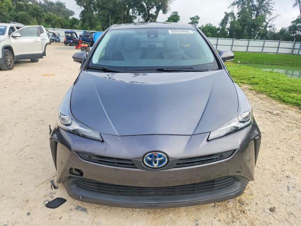 2021 TOYOTA PRIUS
