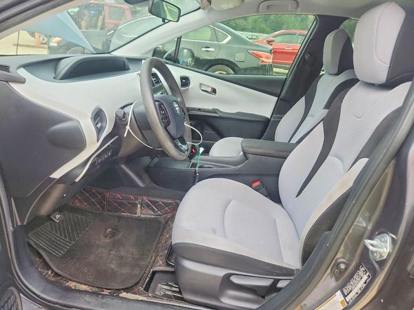 2021 TOYOTA PRIUS