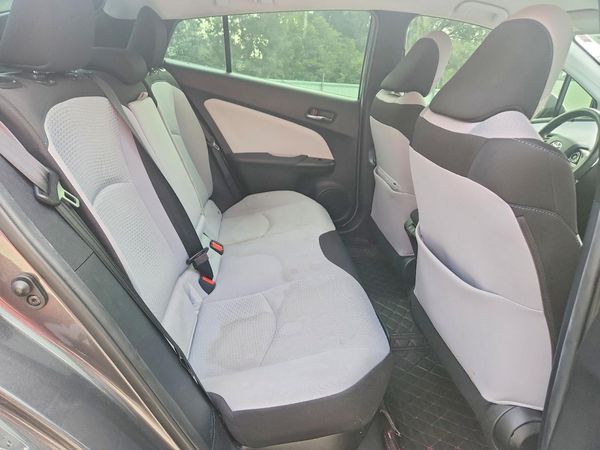 2021 TOYOTA PRIUS