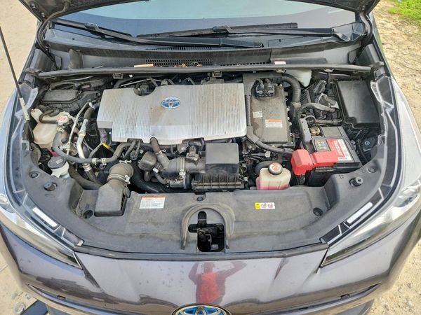 2021 TOYOTA PRIUS