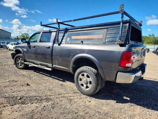 2017 RAM 2500 SLT CREW CAB 4X4
