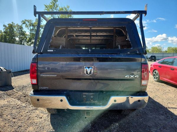 2017 RAM 2500 SLT CREW CAB 4X4