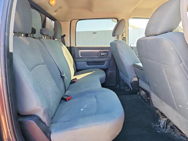 2017 RAM 2500 SLT CREW CAB 4X4