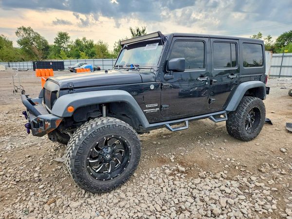 2015 JEEP WRANGLER Sport — Front 3/4