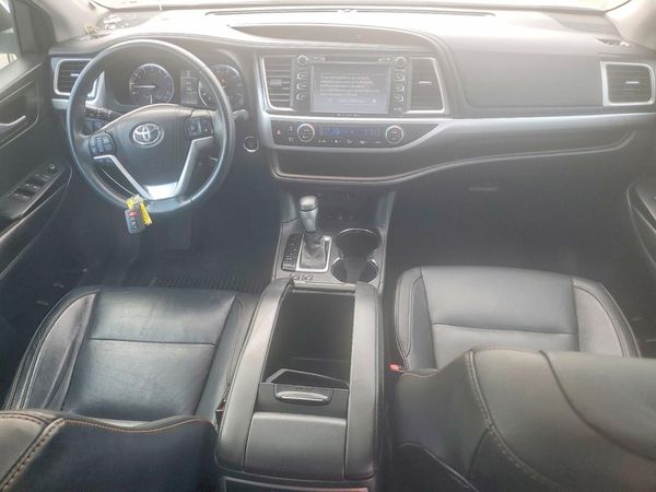 2016 TOYOTA HIGHLANDER — CKPT