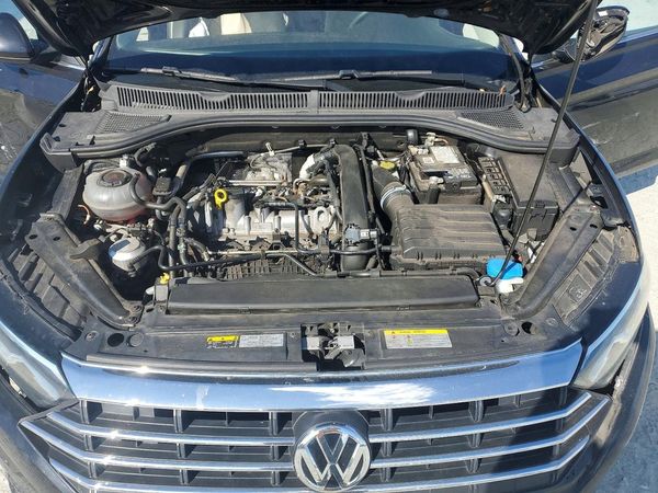 2021 VOLKSWAGEN JETTA — Engine bay