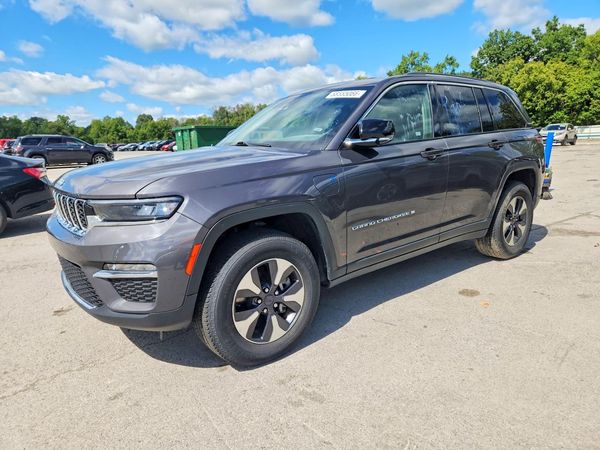 2024 JEEP CHEROKEE Limited 4XE — Front 3/4