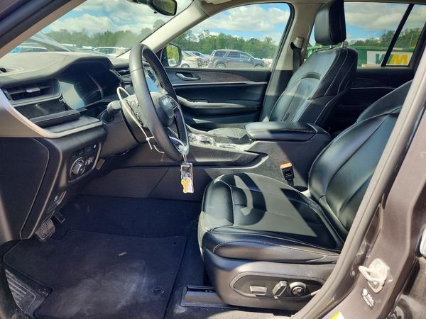 2024 JEEP CHEROKEE Limited 4XE — DENT