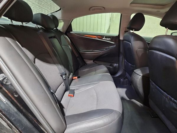 2014 HYUNDAI SONATA