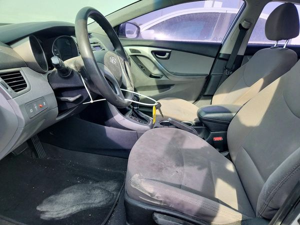2015 HYUNDAI ELANTRA GLS(Middle) — DENT