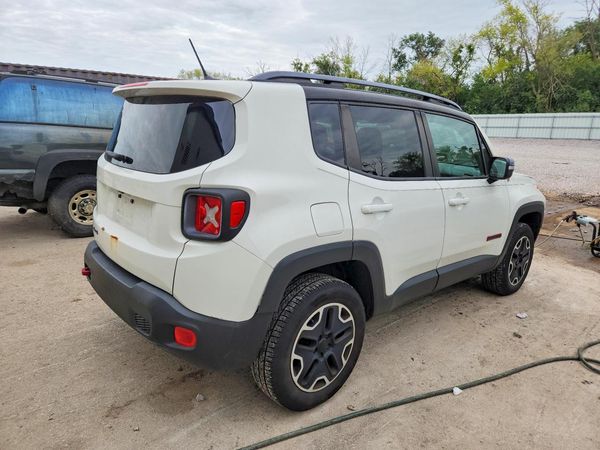 2015 JEEP RENEGADE Trailhawk