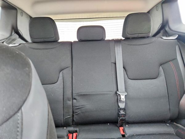 2015 JEEP RENEGADE Trailhawk