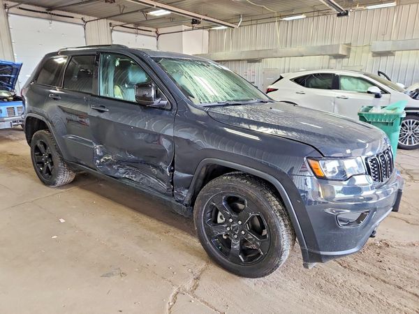 2018 JEEP GRAND CHEROKEE Laredo