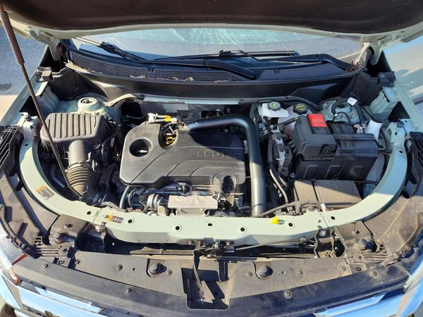 2026 CHEVROLET EQUINOX 1LT — Engine bay