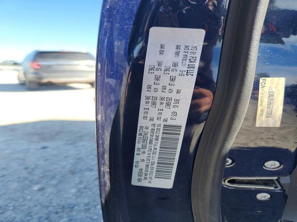 2016 JEEP COMPASS Latitude — VINS