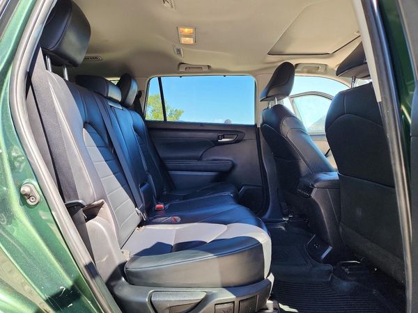 2023 TOYOTA HIGHLANDER