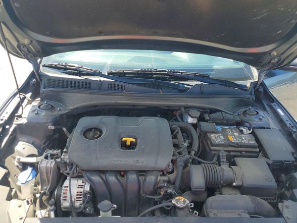 2022 KIA FORTE GT Line