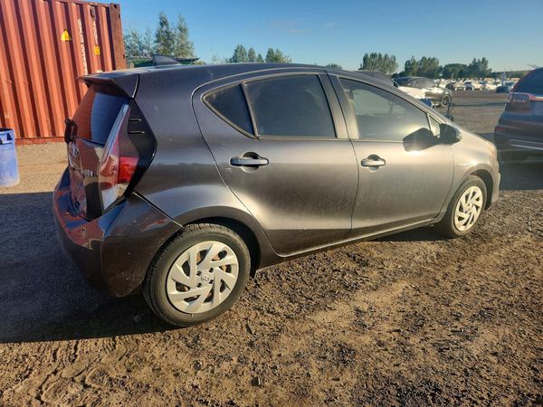 2016 TOYOTA PRIUS — PSRA