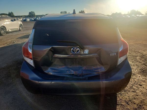 2016 TOYOTA PRIUS — DIRR