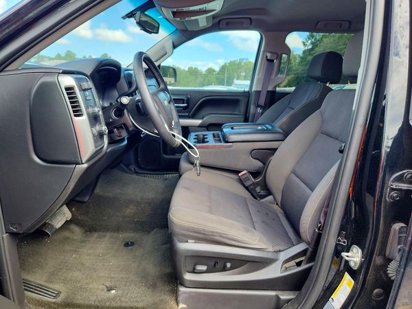 2017 CHEVROLET SILVERADO LT — DENT