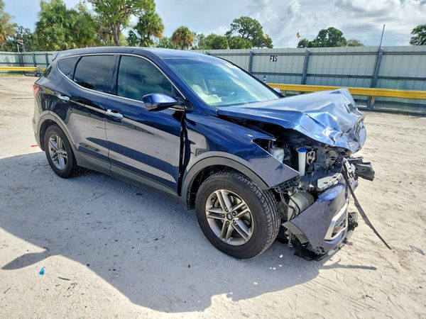 2017 HYUNDAI SANTA FE Base — Passenger 3/4