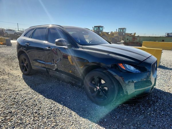 2017 JAGUAR F-PACE