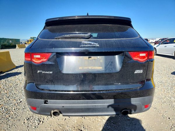 2017 JAGUAR F-PACE