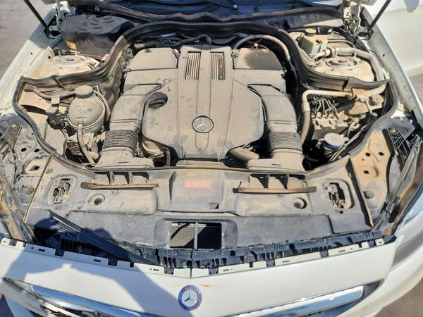 2015 MERCEDES-BENZ CLS CLS400 — Engine bay