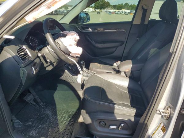 2016 AUDI Q3 quattro Premium Plus — DENT