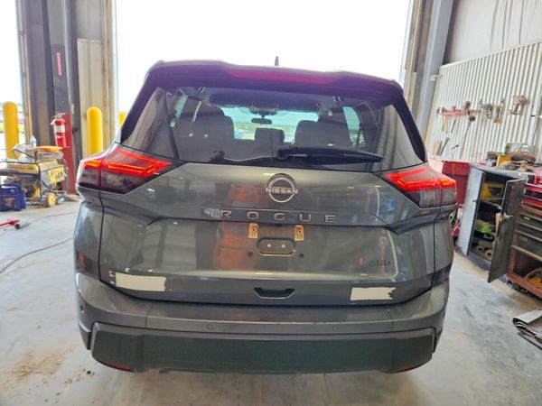 2025 NISSAN ROGUE SV
